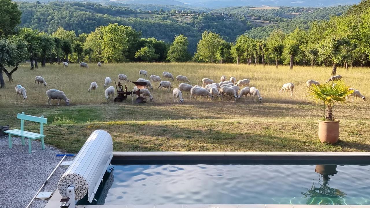 Domaine La Garenne Bed & Breakfast Reilhaguet Eksteriør bilde
